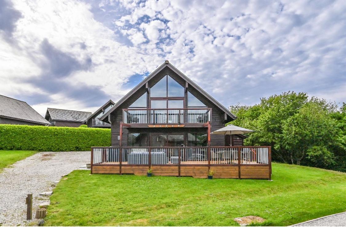 3 Bed Lodge With Ev Point Truro Luaran gambar